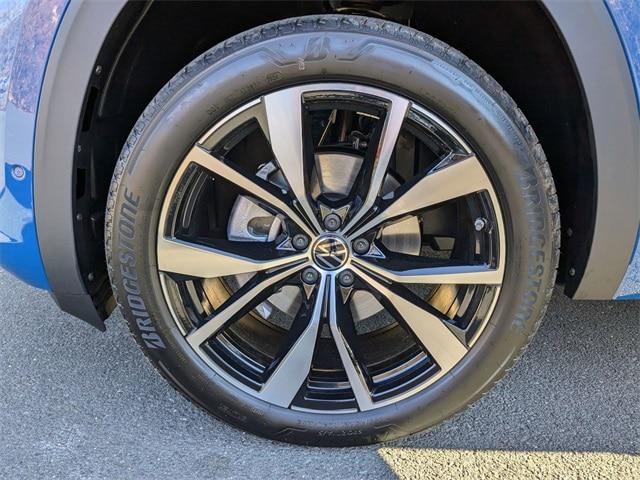 2025 Volkswagen Atlas 2.0T SEL Premium R-Line