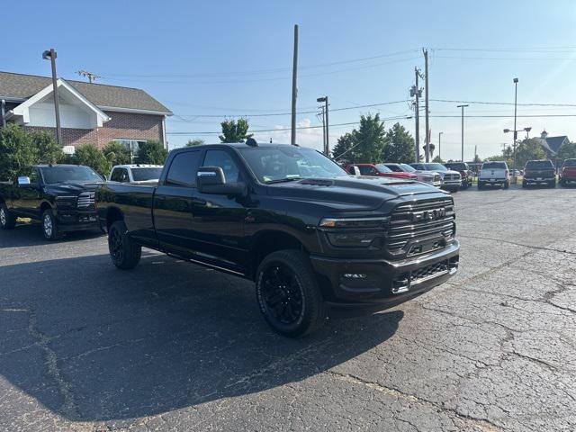 2025 RAM 3500 Laramie Crew Cab 4x4 8 Box