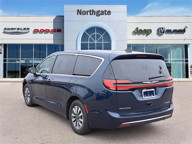 2023 Chrysler Pacifica Hybrid Touring L