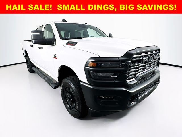 2025 RAM 2500 Tradesman Crew Cab 4x4 64 Box