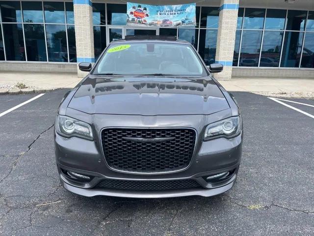 2023 Chrysler 300 Touring L