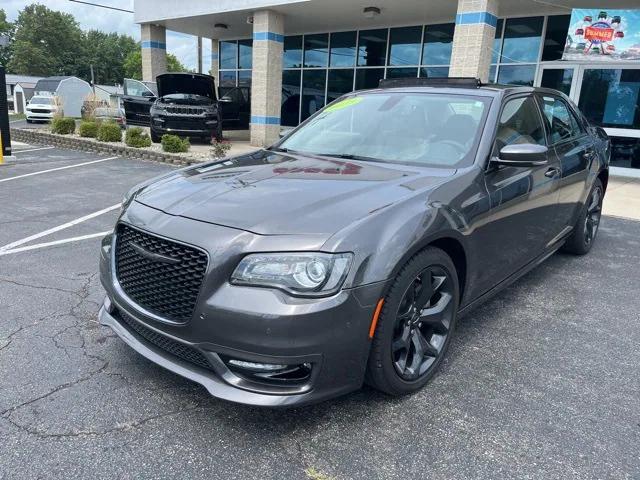 2023 Chrysler 300 Touring L