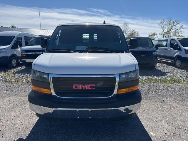 2023 GMC Savana Cargo RWD 2500 Regular Wheelbase Work Van