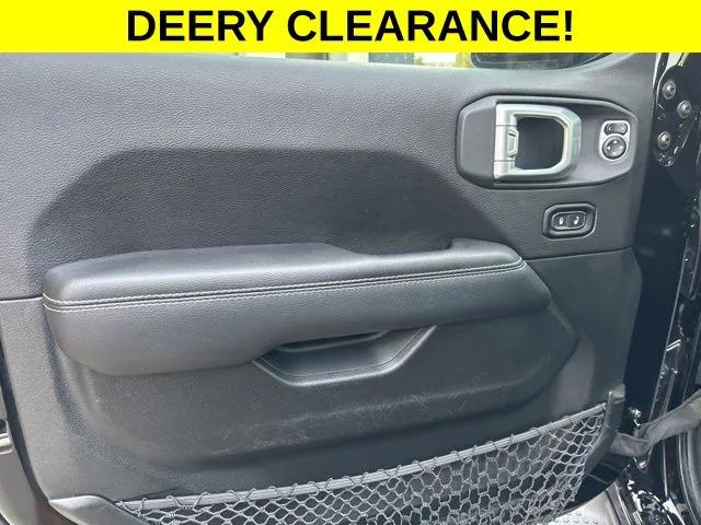 2020 Jeep Wrangler Unlimited Sahara 4X4 2020 Jeep Wrangler Unlimited Sahara 4X4