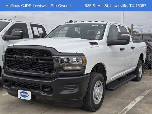 2023 RAM 2500 Tradesman Crew Cab 4x2 64 Box