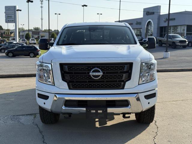 2023 Nissan TITAN XD Crew Cab SV 4x4