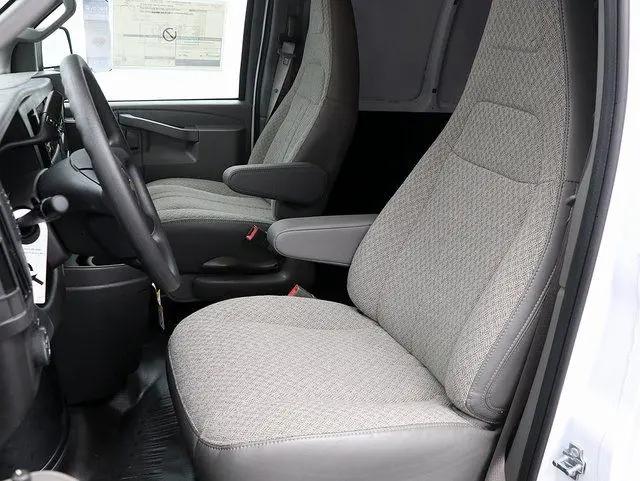 2025 Chevrolet Express Cargo Van RWD 3500 Extended Wheelbase WT