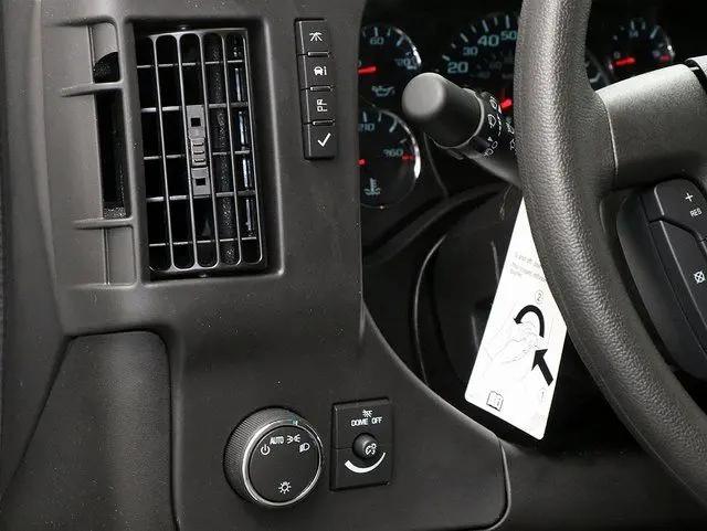 2025 Chevrolet Express Cargo Van RWD 3500 Extended Wheelbase WT
