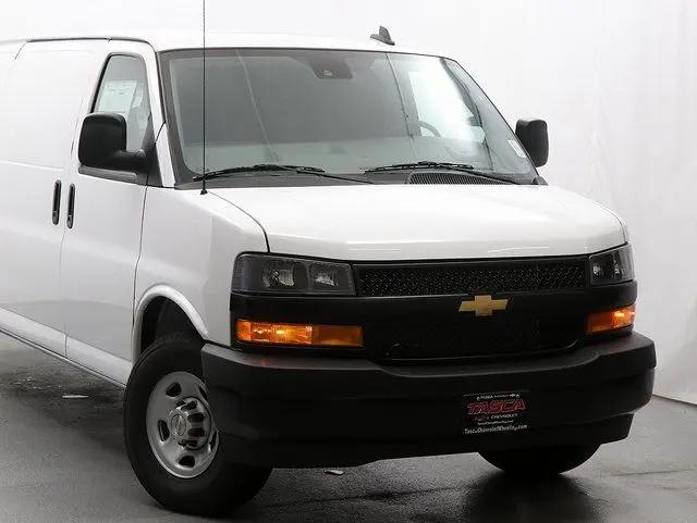 2025 Chevrolet Express Cargo Van RWD 3500 Extended Wheelbase WT