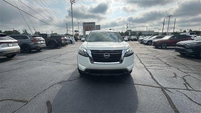 2024 Nissan Pathfinder SV FWD