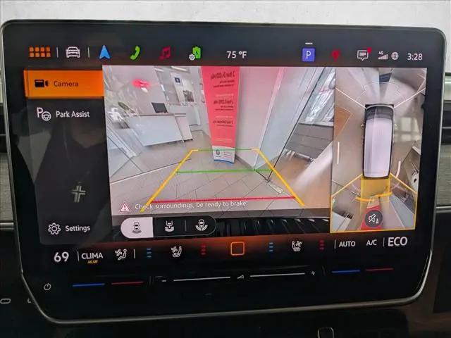 2025 Volkswagen ID. Buzz Pro S Plus
