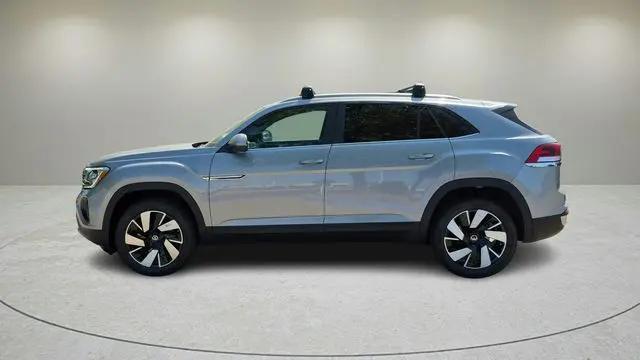 2026 Volkswagen Atlas Cross Sport SE with Technology