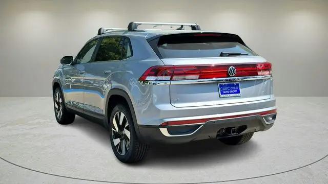2026 Volkswagen Atlas Cross Sport SE with Technology