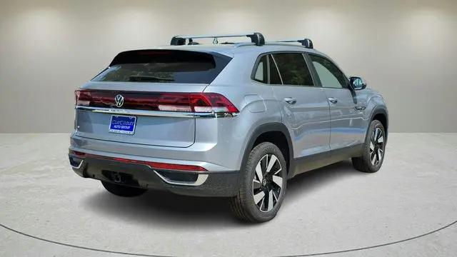 2026 Volkswagen Atlas Cross Sport SE with Technology