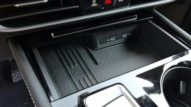 2026 Volkswagen Atlas Cross Sport SE with Technology