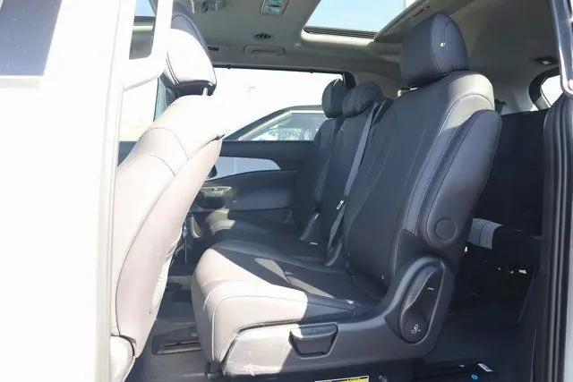 2026 Kia Carnival MPV SX