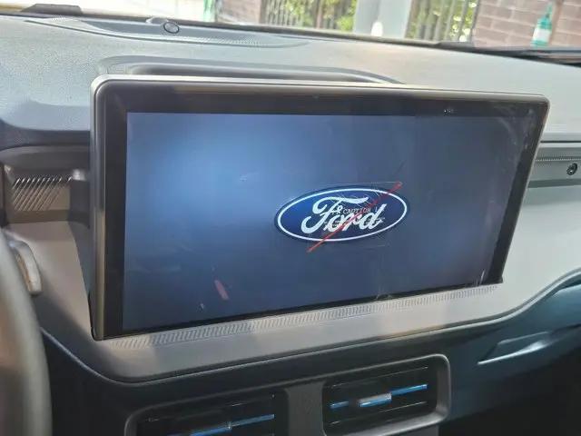 2025 Ford Maverick Lobo