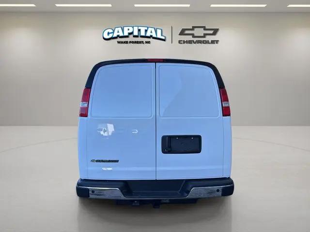 2025 Chevrolet Express Cargo Van RWD 2500 Regular Wheelbase WT