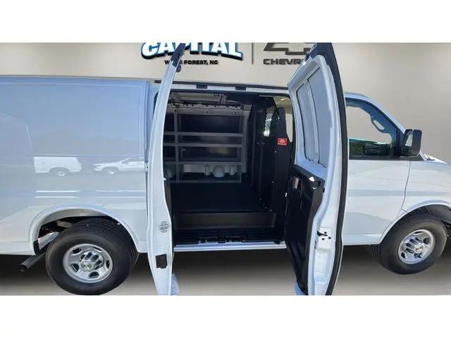 2025 Chevrolet Express Cargo Van RWD 2500 Regular Wheelbase WT