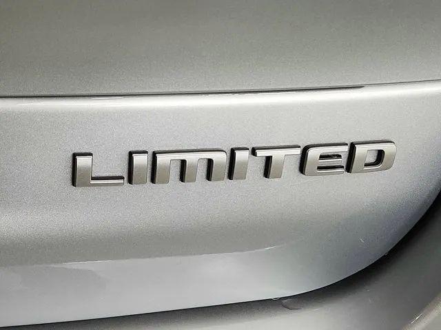 2025 Jeep Grand Cherokee L Limited 4x4