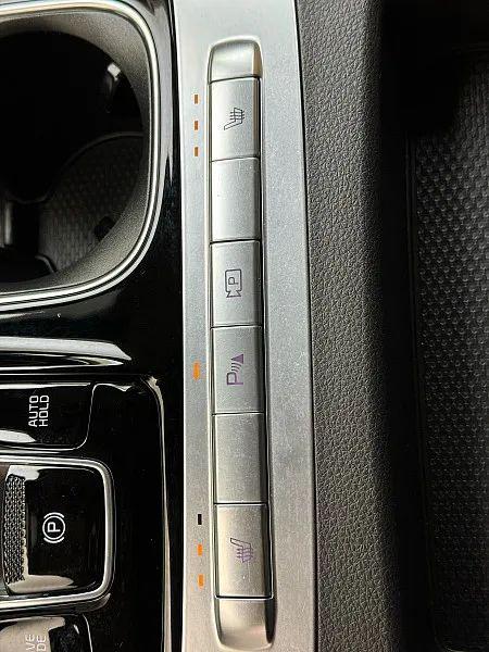 2022 Kia Carnival MPV EX