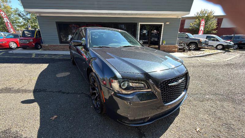 2019 Chrysler 300 Touring