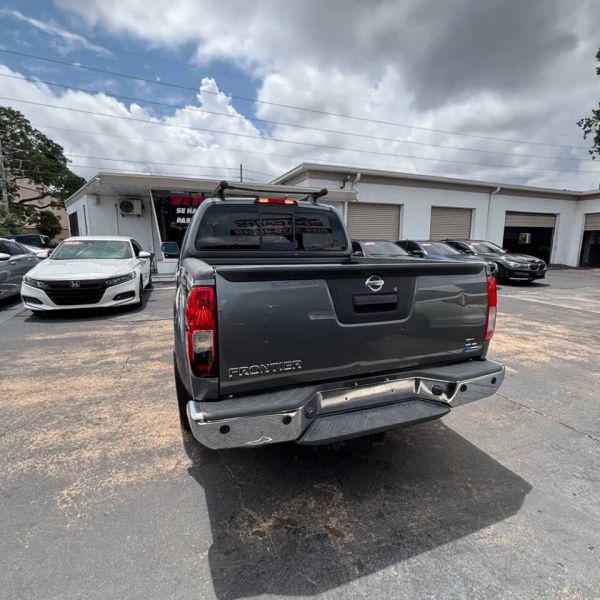2018 Nissan Frontier SL