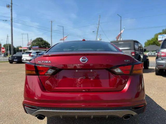 2021 Nissan Altima SR FWD
