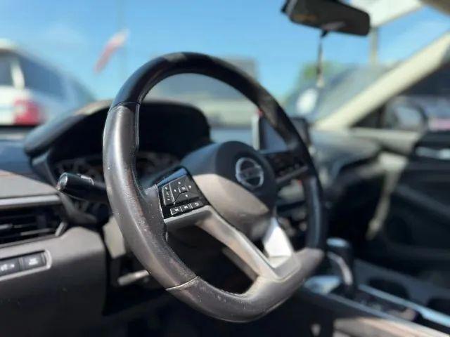2021 Nissan Altima SR FWD