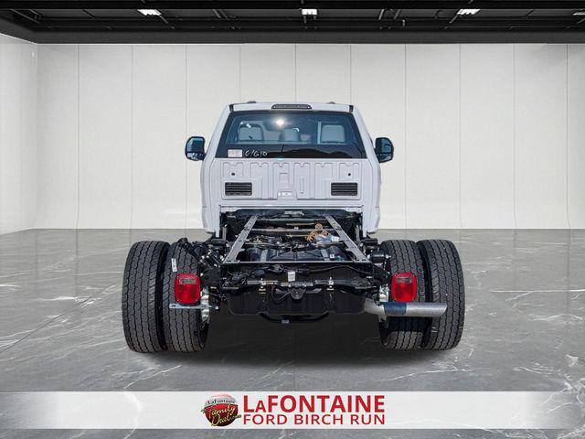 2025 Ford 600 XL