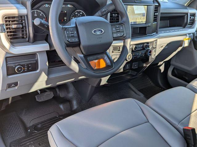 2025 Ford 600 XL