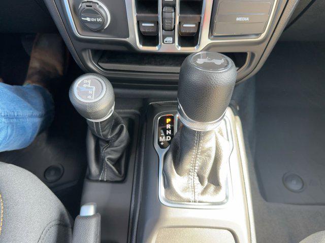 2025 Jeep Wrangler 4-Door Summit 4x4