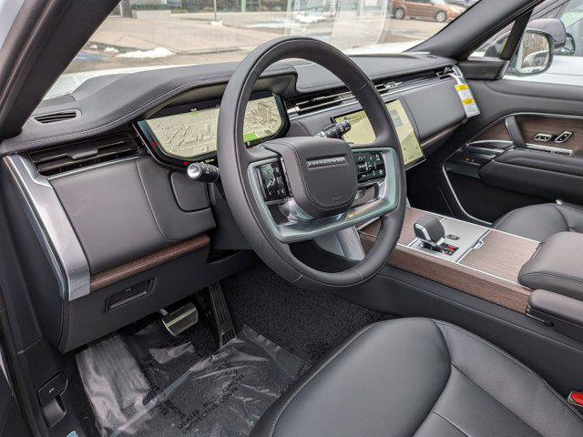 2025 Land Rover Range Rover P530 SE