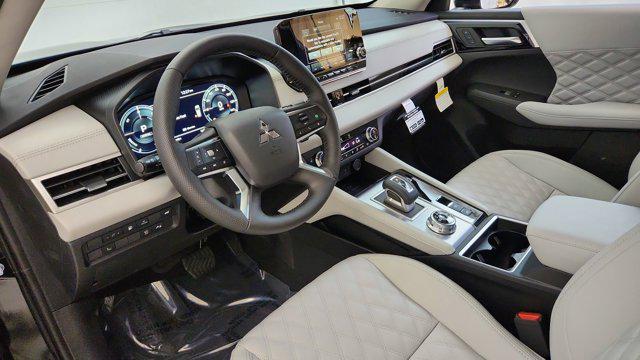 2025 Mitsubishi Outlander PHEV SEL Platinum Edition