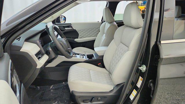 2025 Mitsubishi Outlander PHEV SEL Platinum Edition
