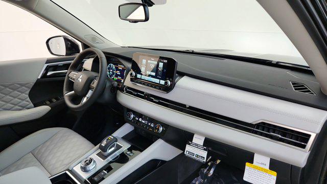 2025 Mitsubishi Outlander PHEV SEL Platinum Edition