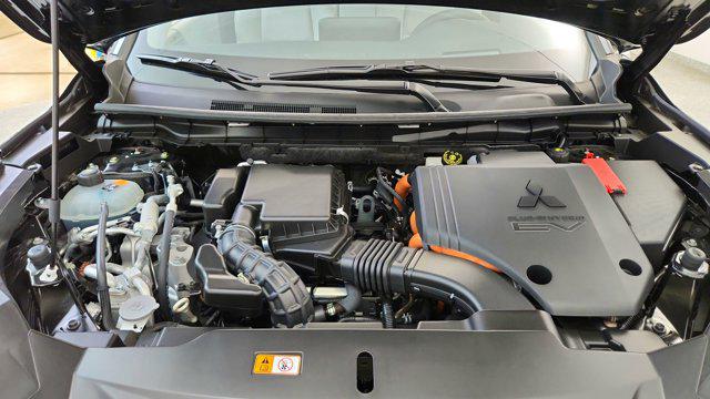 2025 Mitsubishi Outlander PHEV SEL Platinum Edition