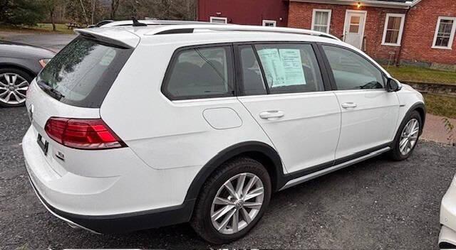 2018 Volkswagen Golf Alltrack TSI SE