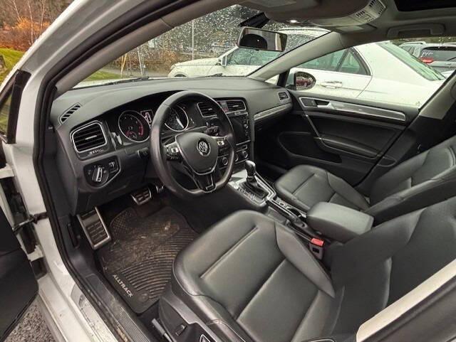 2018 Volkswagen Golf Alltrack TSI SE