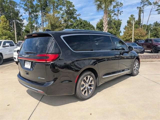 2022 Chrysler Pacifica Hybrid Pinnacle