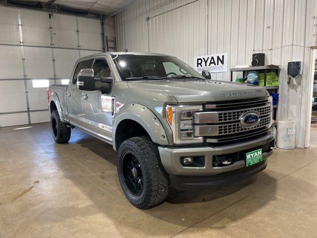 2019 Ford F-250 Platinum 2019 Ford F-250 Platinum