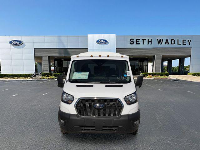 2025 Ford Transit Cutaway Base