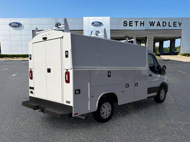 2025 Ford Transit Cutaway Base