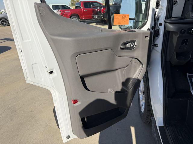 2025 Ford Transit Cutaway Base