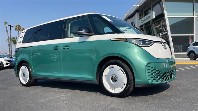 2025 Volkswagen ID. Buzz 1st Edition for sale in Corona, CA