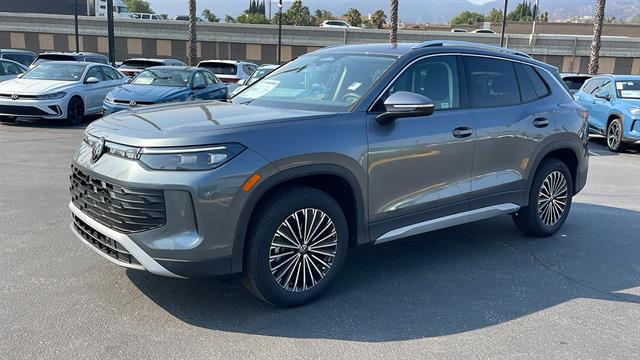 2025 Volkswagen Tiguan 2.0T S