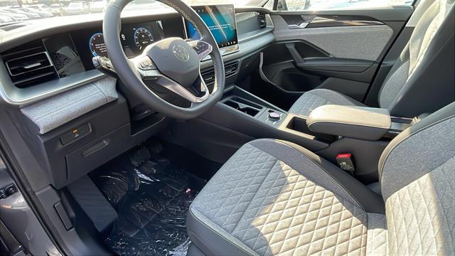 2025 Volkswagen Tiguan 2.0T S