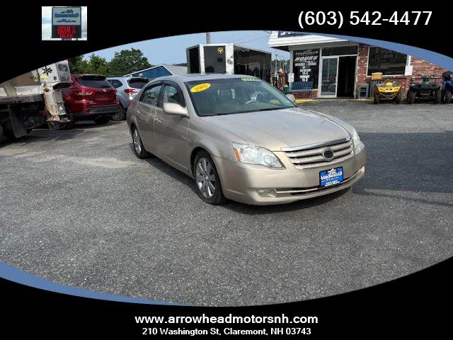 2005 Toyota Avalon XL Sedan 4D