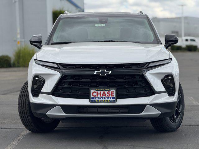2025 Chevrolet Blazer AWD 2LT