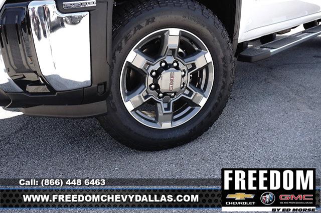 2025 GMC Sierra 2500HD 4WD Crew Cab Standard Bed SLT